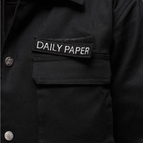 DAILY PAPER Men Cargo Coach Jacket. - Picture 4 of 5